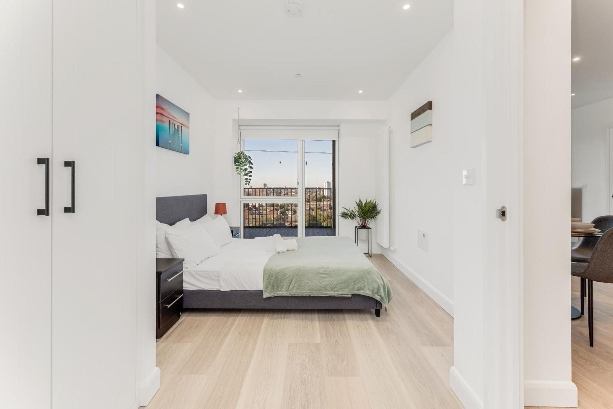 Urban Luxe Retreat Apartment London Bagian luar foto