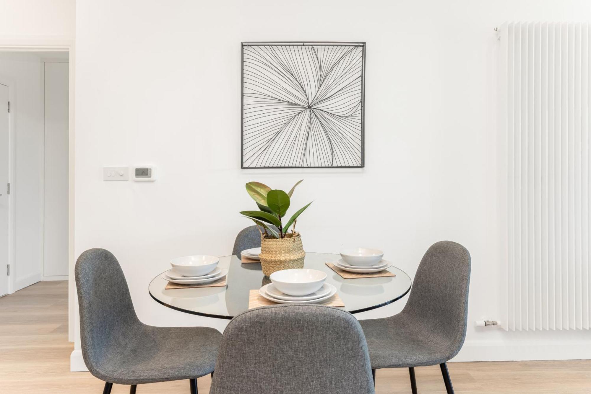 Urban Luxe Retreat Apartment London Bagian luar foto